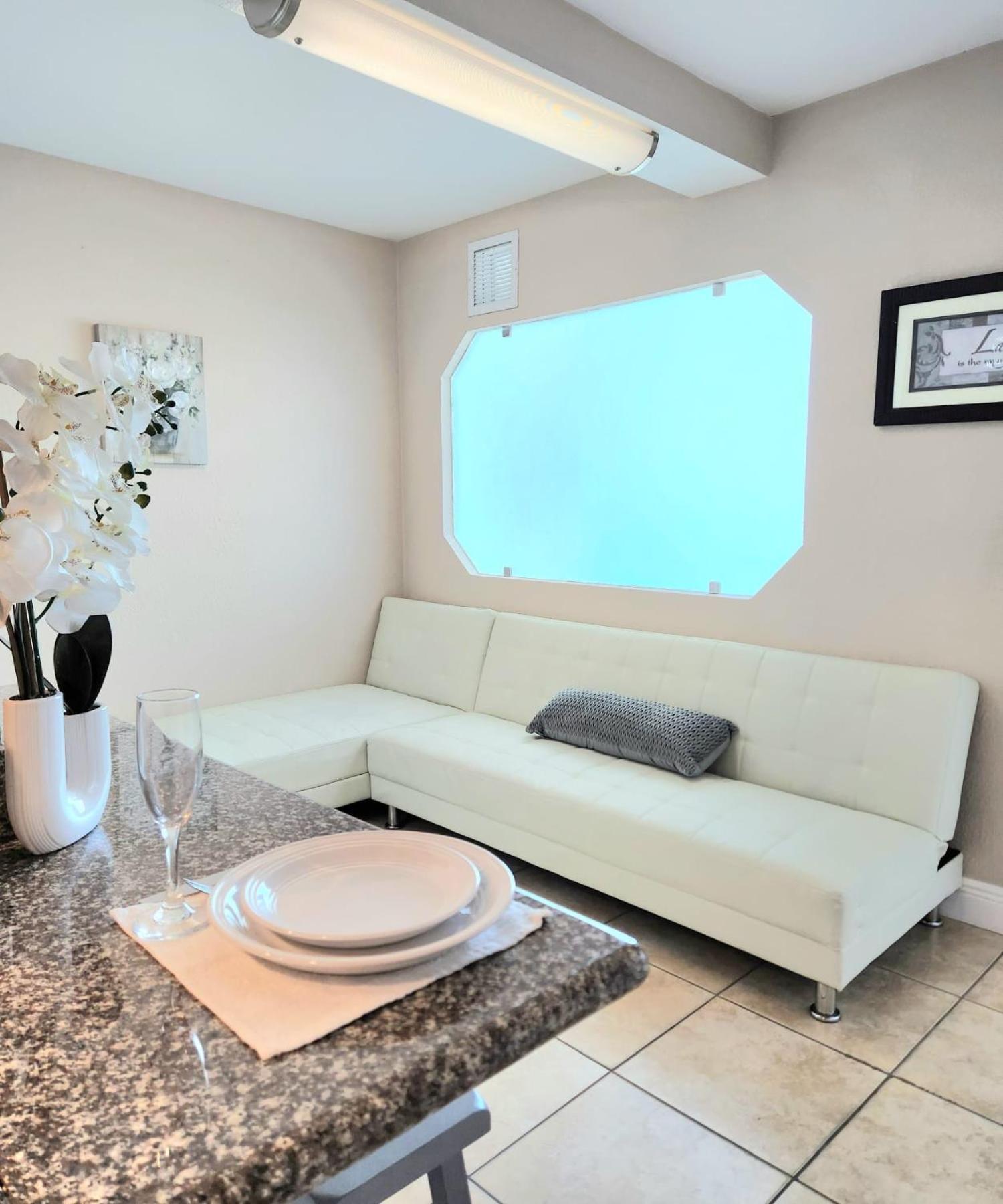 Beachfront Property Pool Gym Tennis Miami Beach! Bagian luar foto