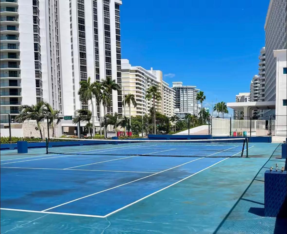 Beachfront Property Pool Gym Tennis Miami Beach! Bagian luar foto